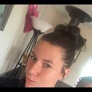 Meet your Posher, Brittney